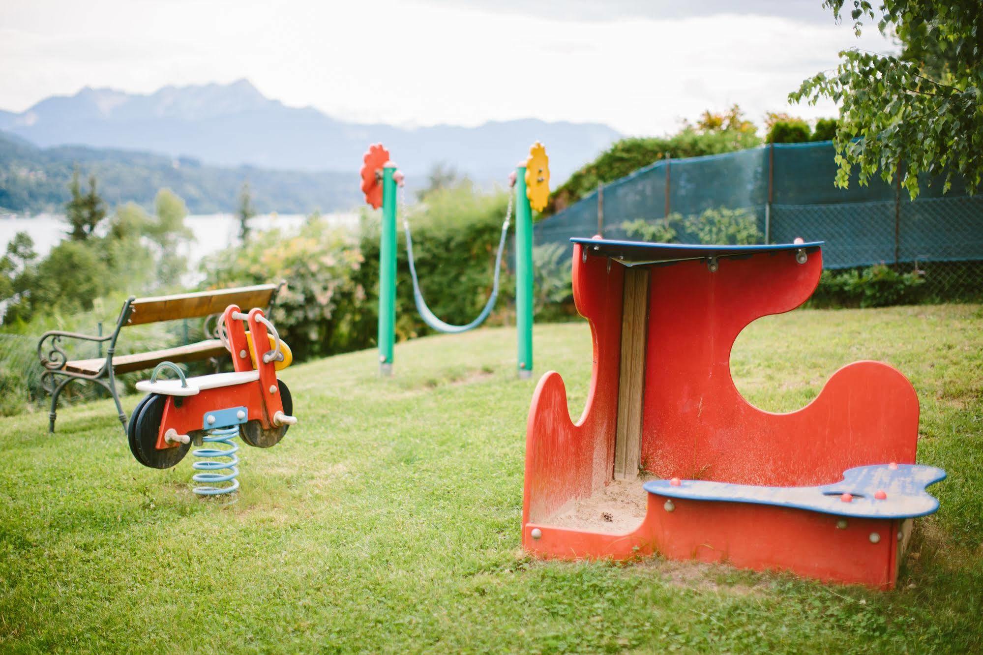 Ferienhotel Woerthersee Portschach am Worthersee Bagian luar foto