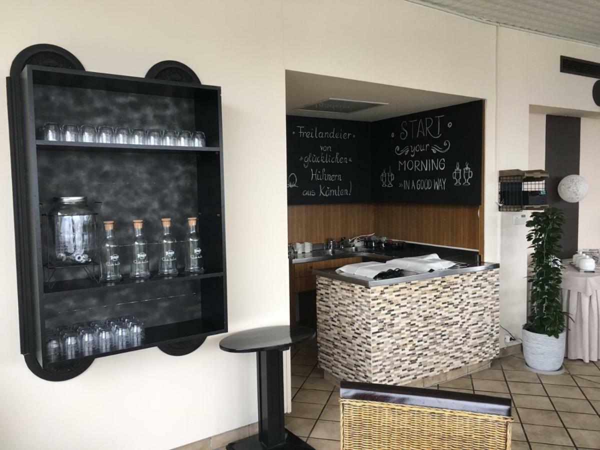 Ferienhotel Woerthersee Portschach am Worthersee Bagian luar foto